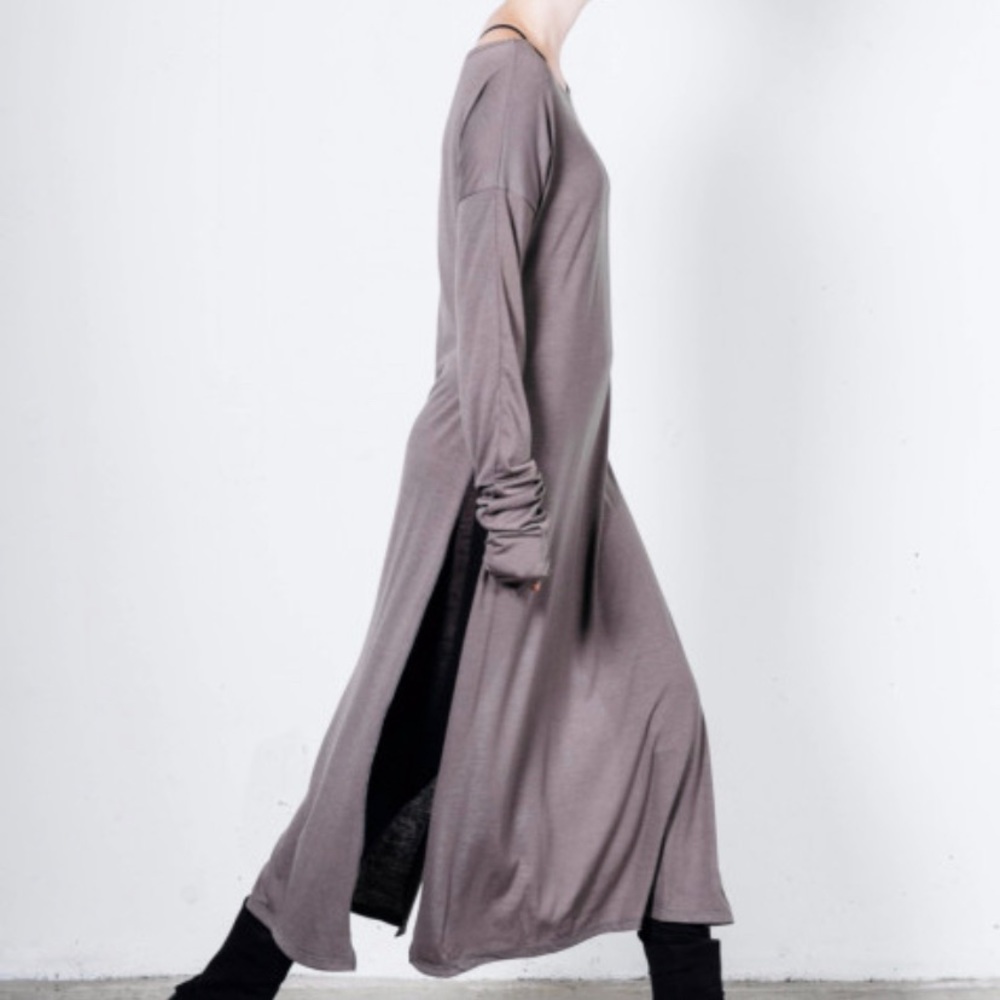 NOCTEX MONAXIA TUNIC IN TAUPE